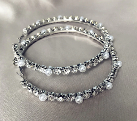 CRYSTAL PEARL HOOPS